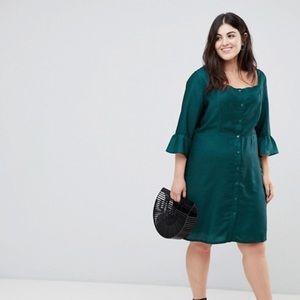🎉MOVING SALE!!🎉 Green Polka Dot Dress